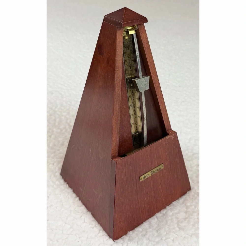 (VTG) SETH THOMAS • Brown Wooden Pyramid Wind-Up Metronome w/ Cover (Working) - Picture 13 of 16